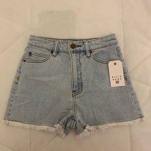 {Billabong} Light Wash High Waisted Denim Shorts | 25